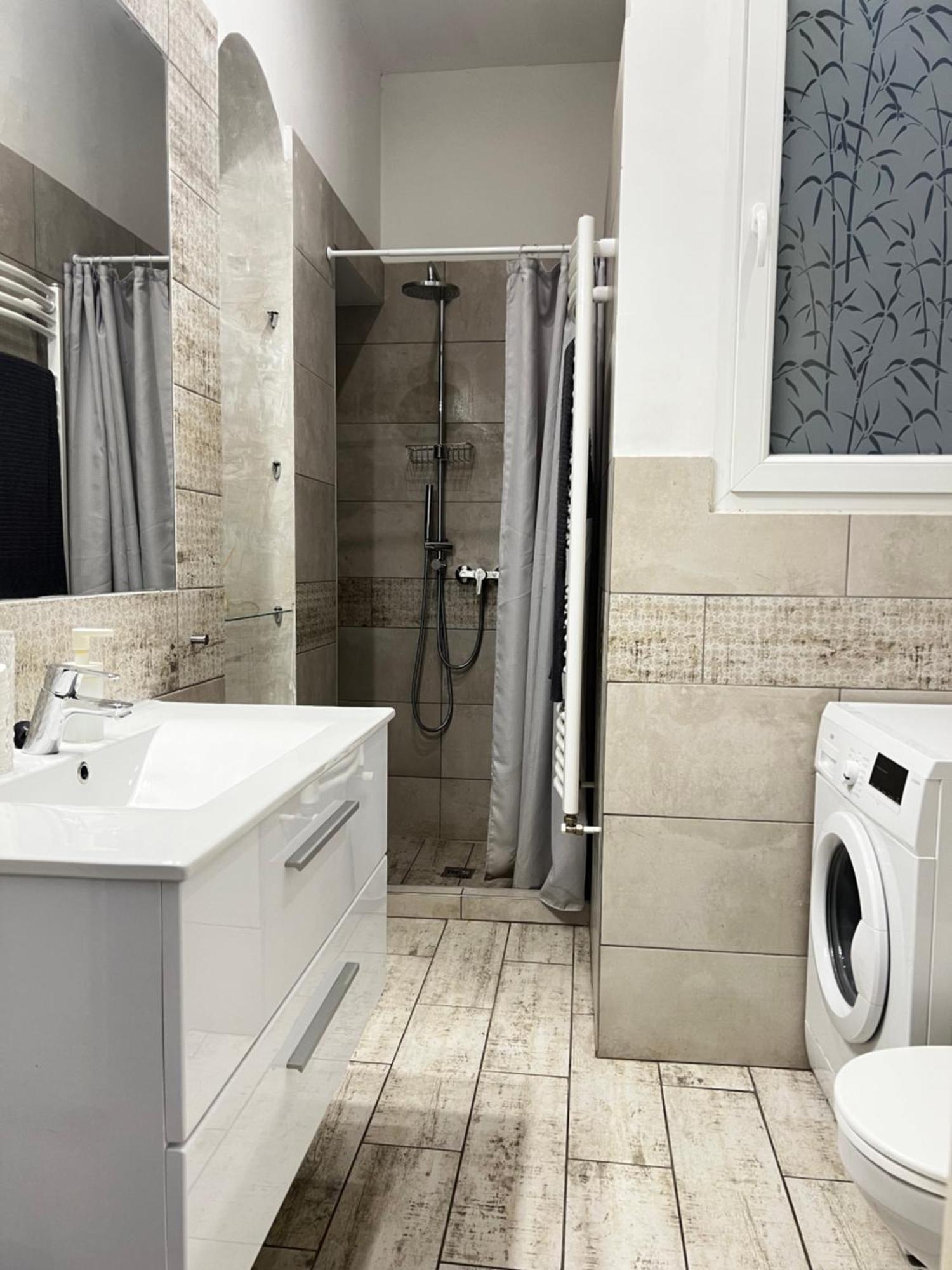 P9 By Small Apartmán Budapest